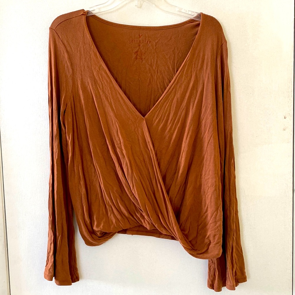 Women’s American Eagle Soft & Sexy Camel colored Wrap Shirt size M